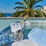 Mare Mare 4*