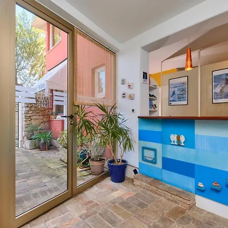 Konukevi Mare Mare 4*