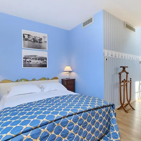 Mare Mare Πανσιόν 4*