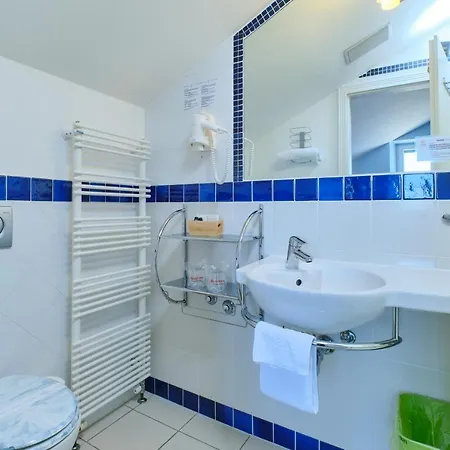 בית הארחה Mare Mare 4*